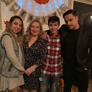 Meet your Posher, Sandra